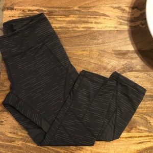 Zella “live in” 3/4 leggings